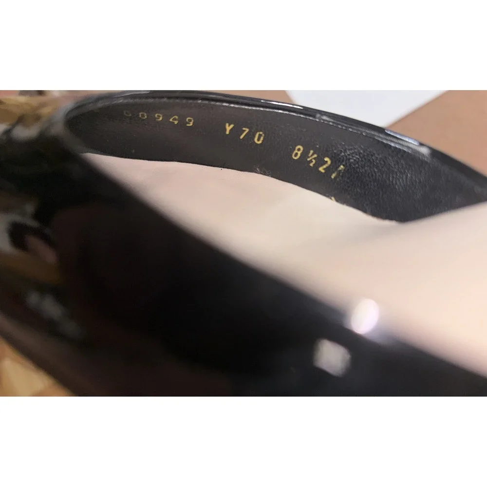 Salvatore Ferragamo Black Patent Leather D'Orsay Pumps 8.5 2A Made in Italy